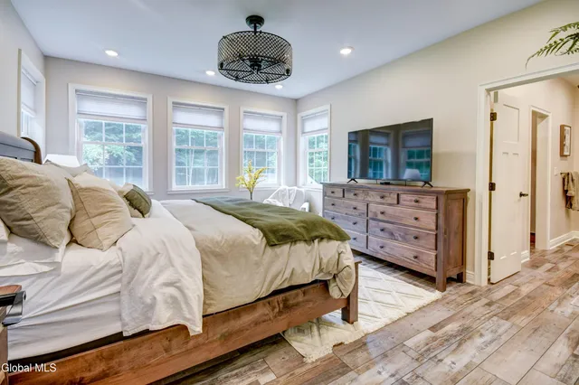 $769,990 | 2794 West Lydius Street, Schenectady, NY 12306