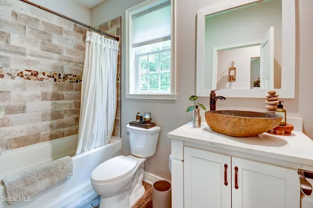 $769,990 | 2794 West Lydius Street, Schenectady, NY 12306