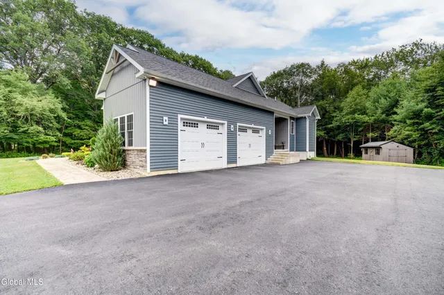 $769,990 | 2794 West Lydius Street, Schenectady, NY 12306