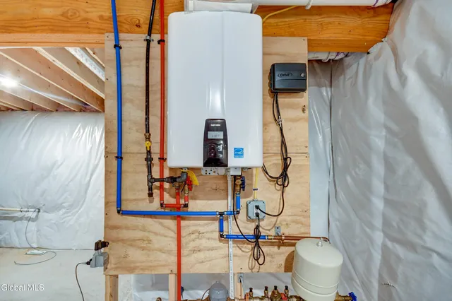 $769,990 | 2794 West Lydius Street, Schenectady, NY 12306