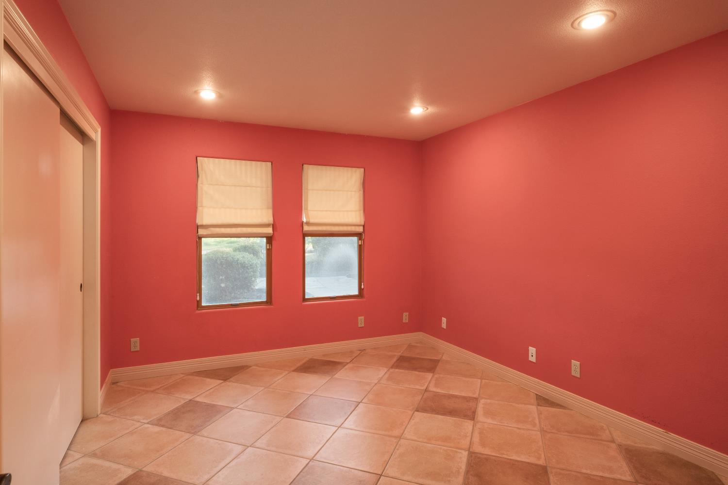 19282 East South Avenue Reedley, CA 93654 - Photo 27 of 33 a view of an empty room with a window