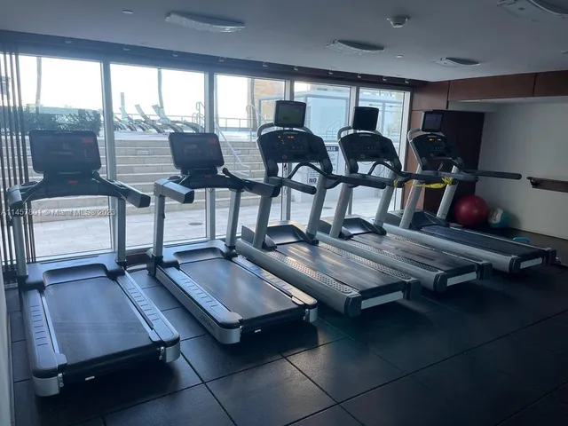 $3,200 | 325 South Biscayne Boulevard, Unit 3716, Miami, FL 33131