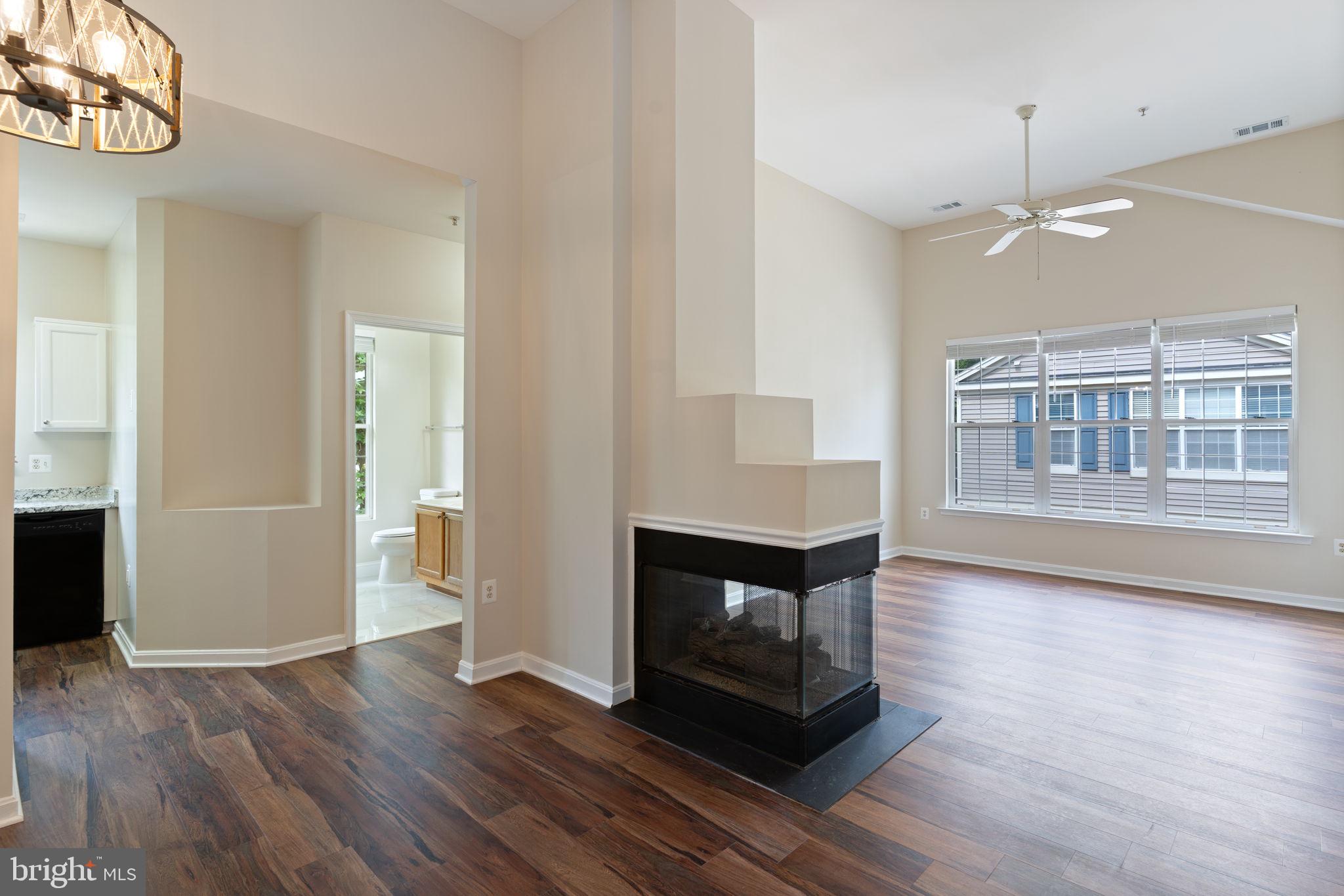 11400 R Windleaf Court, Unit 46 Reston, VA 20194 - Photo 5 of 36