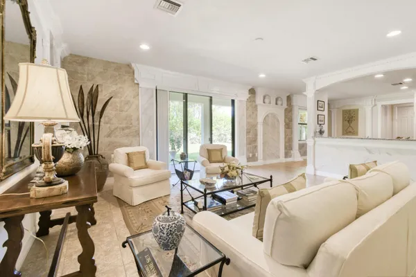 $1,000,000 | 4540 Southwest Scrub Pine Terrace, Palm City, FL 34990