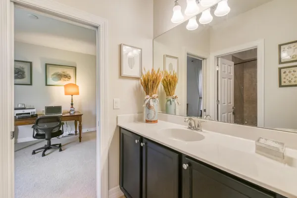 $1,000,000 | 4540 Southwest Scrub Pine Terrace, Palm City, FL 34990