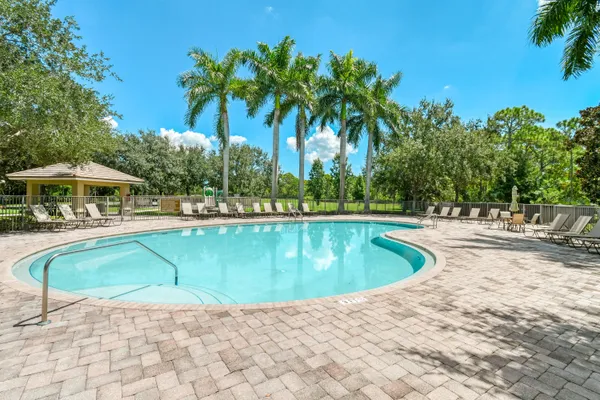 $1,000,000 | 4540 Southwest Scrub Pine Terrace, Palm City, FL 34990