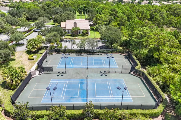 $1,000,000 | 4540 Southwest Scrub Pine Terrace, Palm City, FL 34990