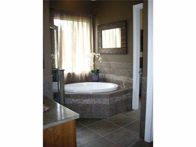 18941 Southeast Castle Road Jupiter, FL 33458 - Photo 14 of 25 Additional Photo