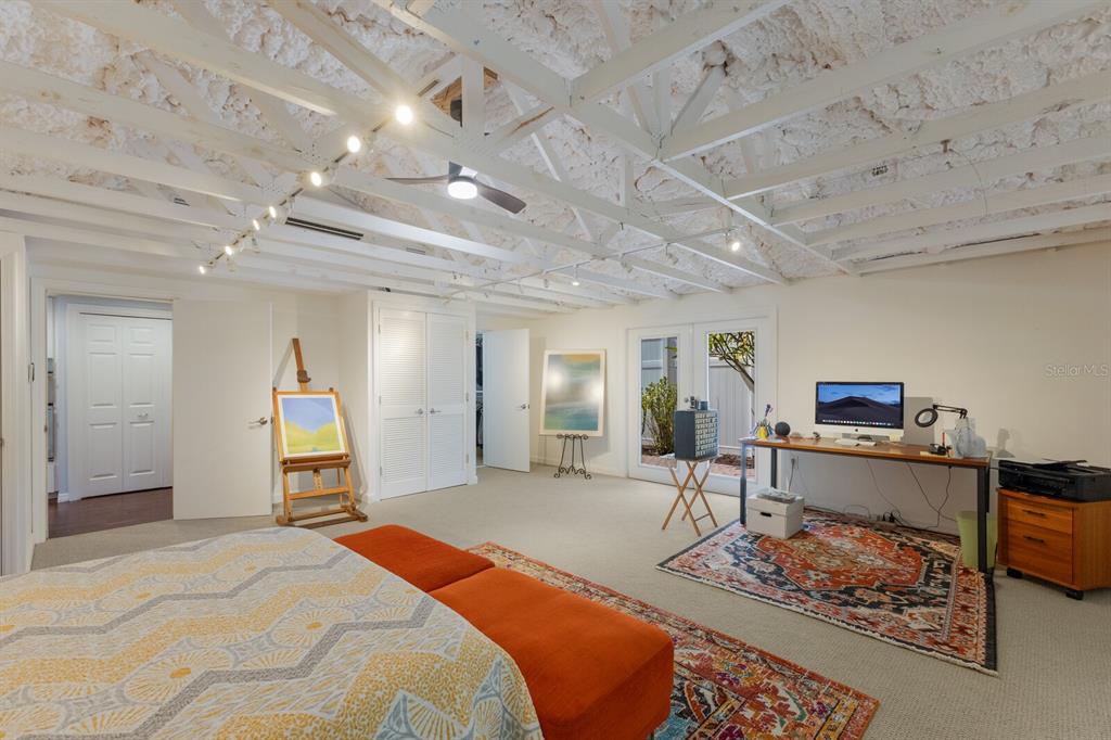 1922 Field Road Sarasota, FL 34231 - Photo 34 of 42 Gallery Image 34