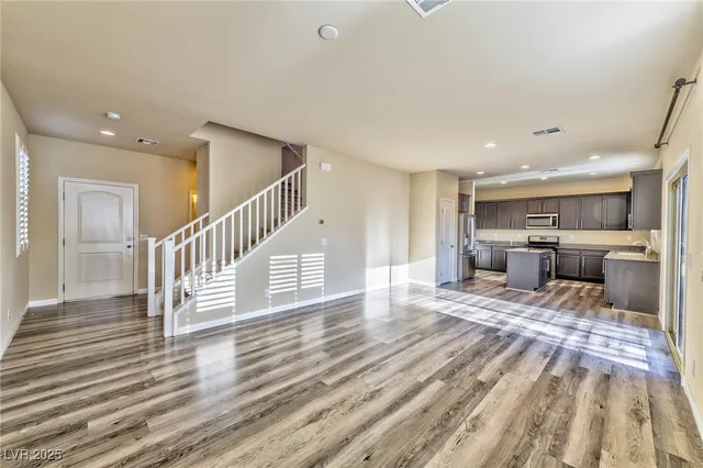 $2,150 | 6663 Gentle Cloud Court, Las Vegas, NV 89148