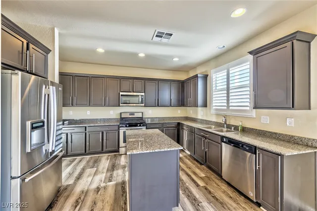 $2,150 | 6663 Gentle Cloud Court, Las Vegas, NV 89148