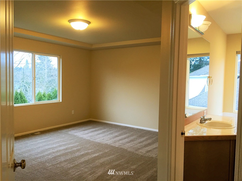 3411 174th Place Southeast Bothell, WA 98012 - Photo 15 of 25
