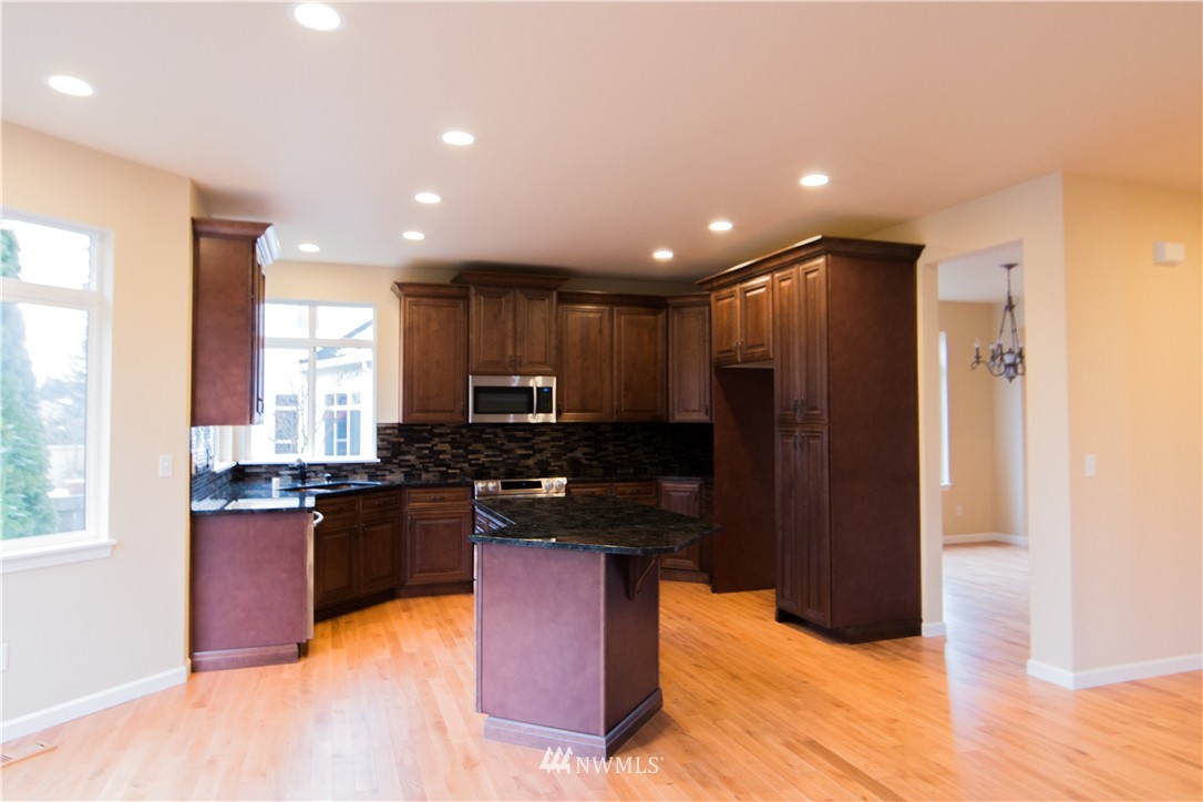 3411 174th Place Southeast Bothell, WA 98012 - Photo 8 of 25
