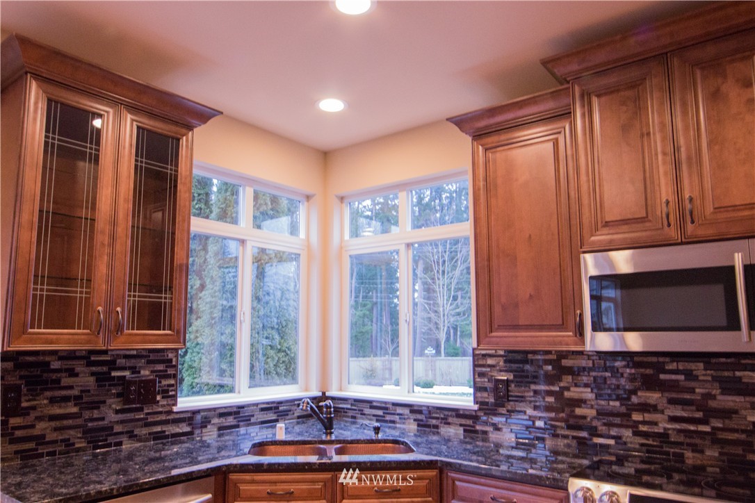 3411 174th Place Southeast Bothell, WA 98012 - Photo 10 of 25