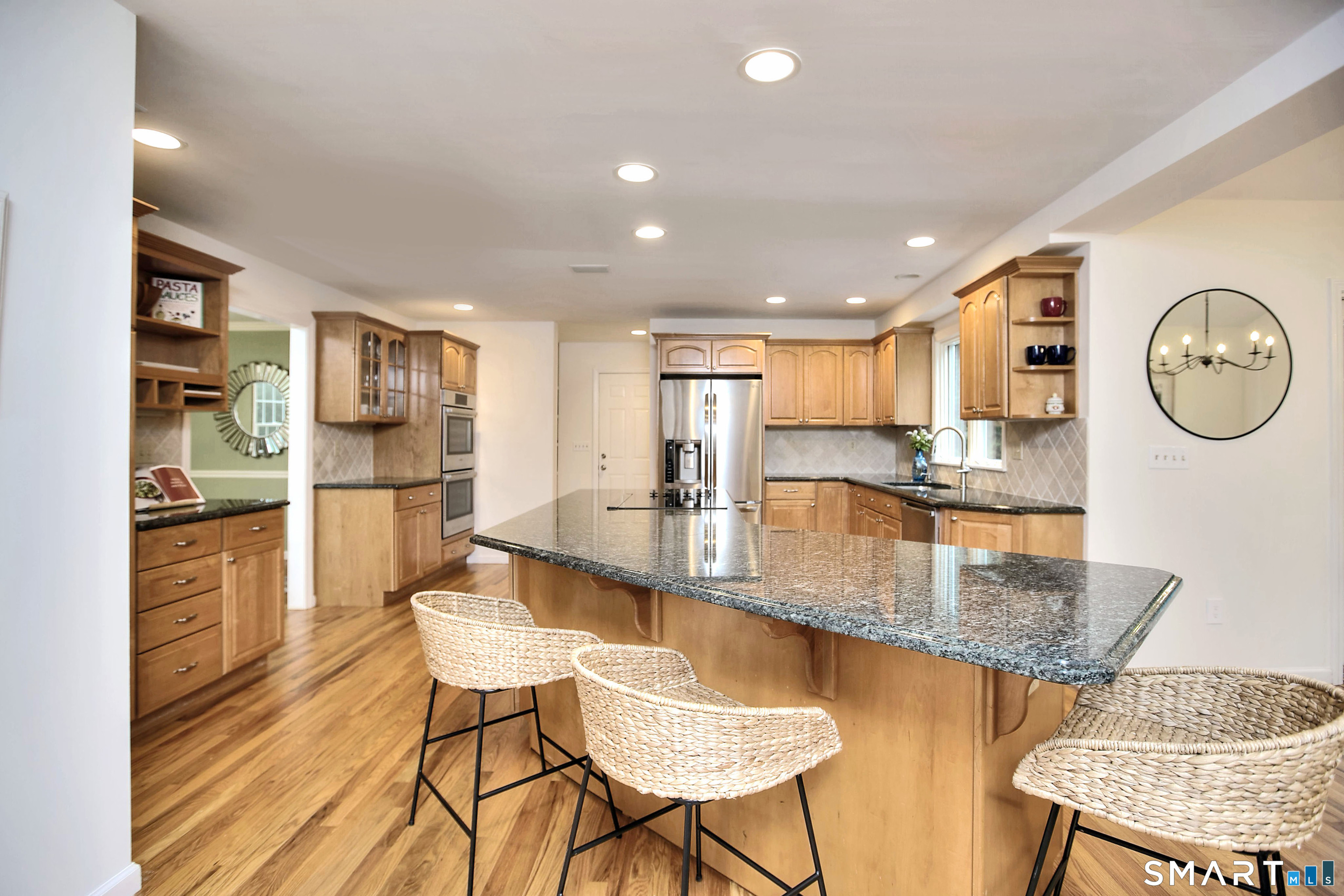 4 North Valley Road Ridgefield, CT 06877 - Photo 7 of 40