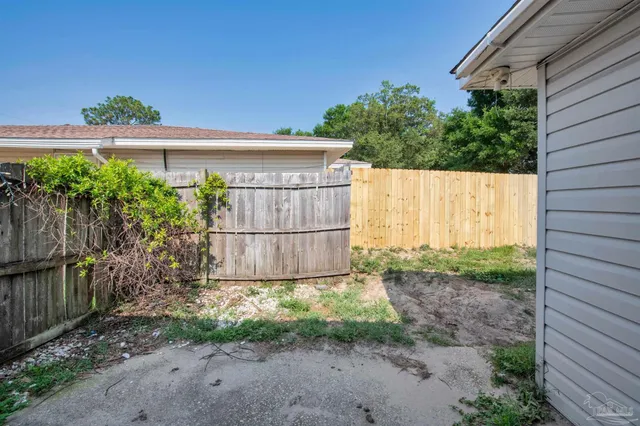 $1,000 | 1555 Green Briar Parkway, Gulf Breeze, FL 32563