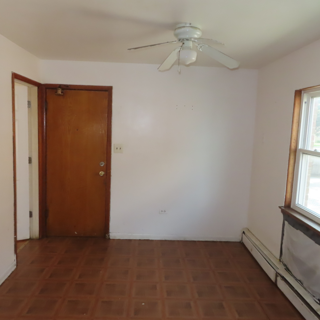120 North Church Street Addison, IL 60101 - Photo 10 of 27 Gallery Image 10