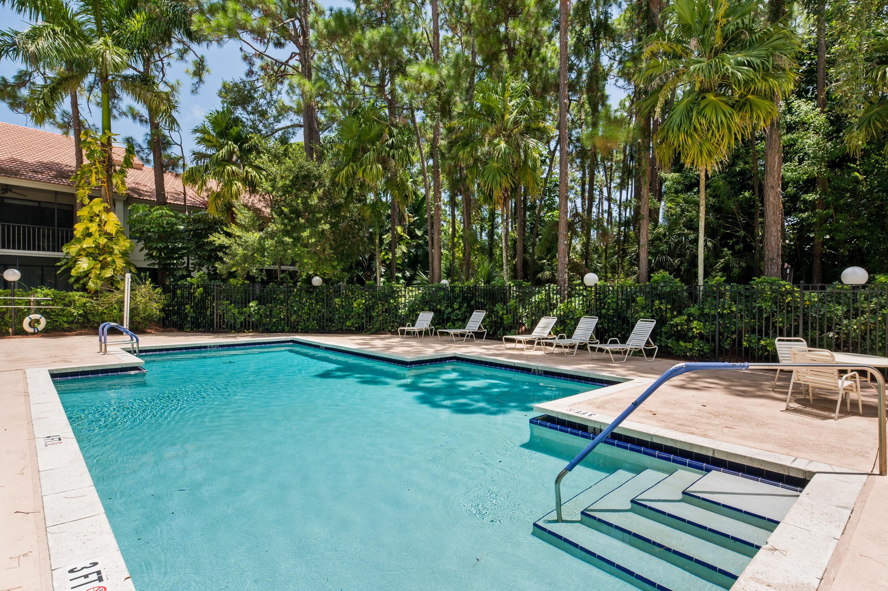 5780 Coach House Circle, Unit C Boca Raton, FL 33486 - Photo 13 of 15 VHT-RX-10643379_11.jpg