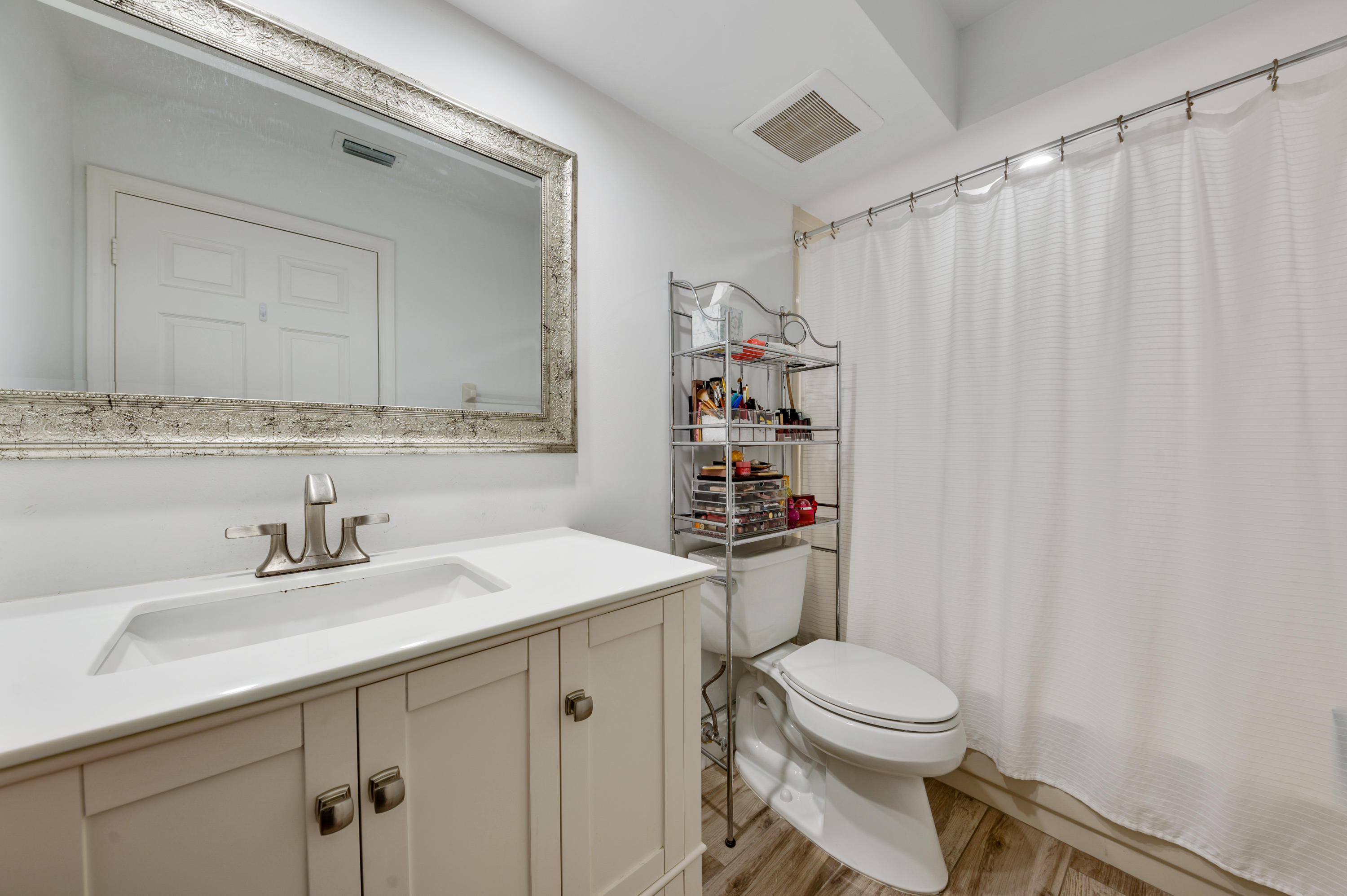 5780 Coach House Circle, Unit C Boca Raton, FL 33486 - Photo 10 of 15 VHT-RX-10643379_8.jpg