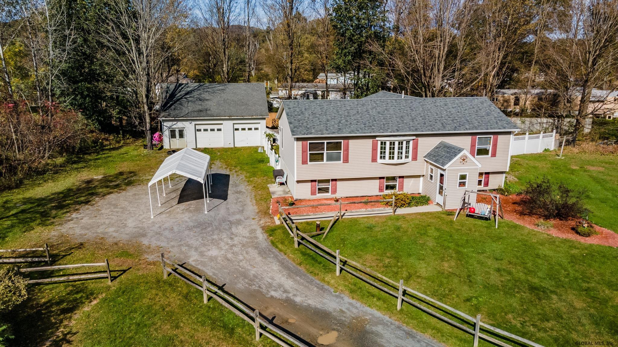 10 Spring Valley Lane Cambridge, NY 12816 - Photo 2 of 42 Photo 2