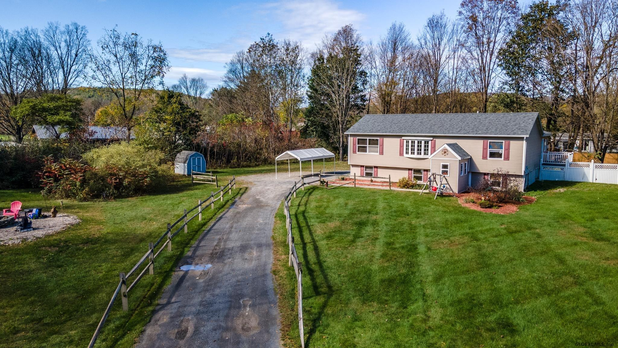 10 Spring Valley Lane Cambridge, NY 12816 - Photo 4 of 42 Photo 4