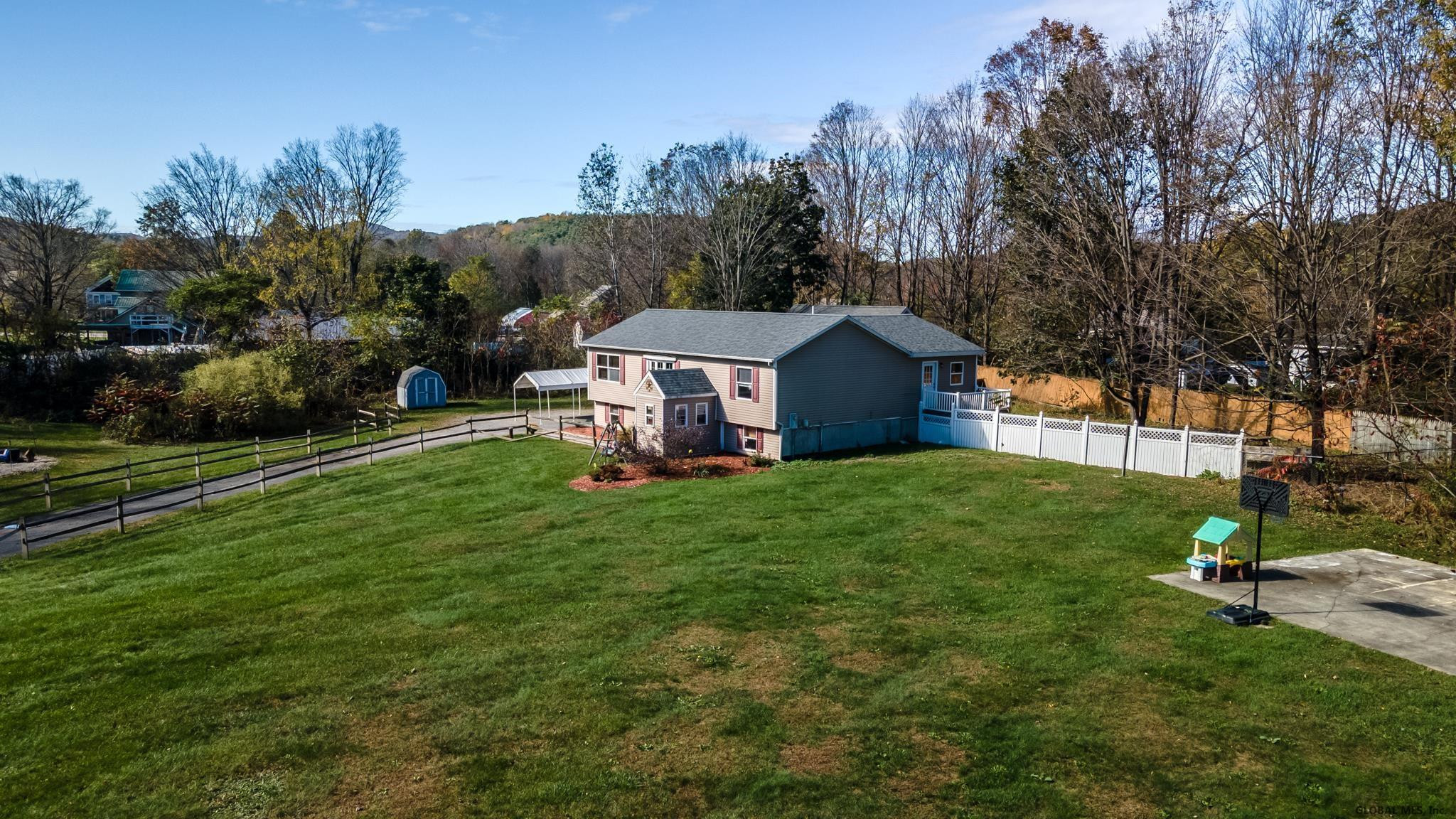 10 Spring Valley Lane Cambridge, NY 12816 - Photo 7 of 42 Photo 7