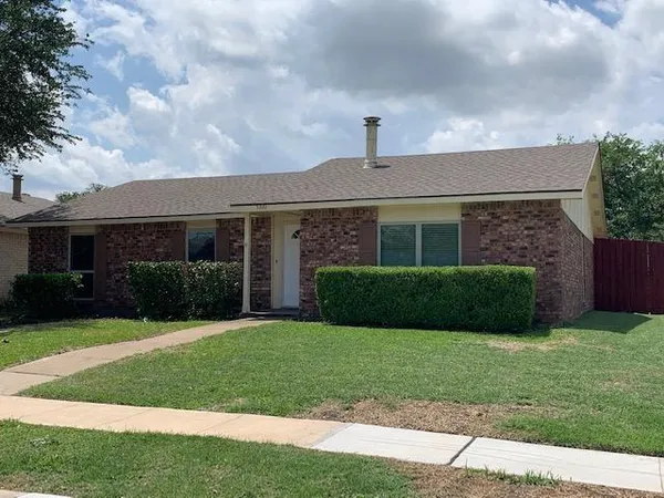 $2,250 | 5100 Shannon Drive, The Colony, TX 75056