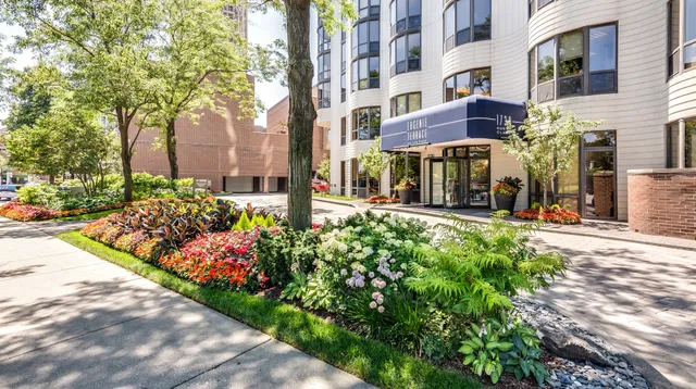 $7,850 | 1730 North Clark Street, Unit 102, Chicago, IL 60614