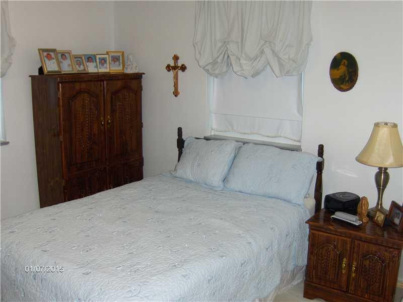 Bedroom. 