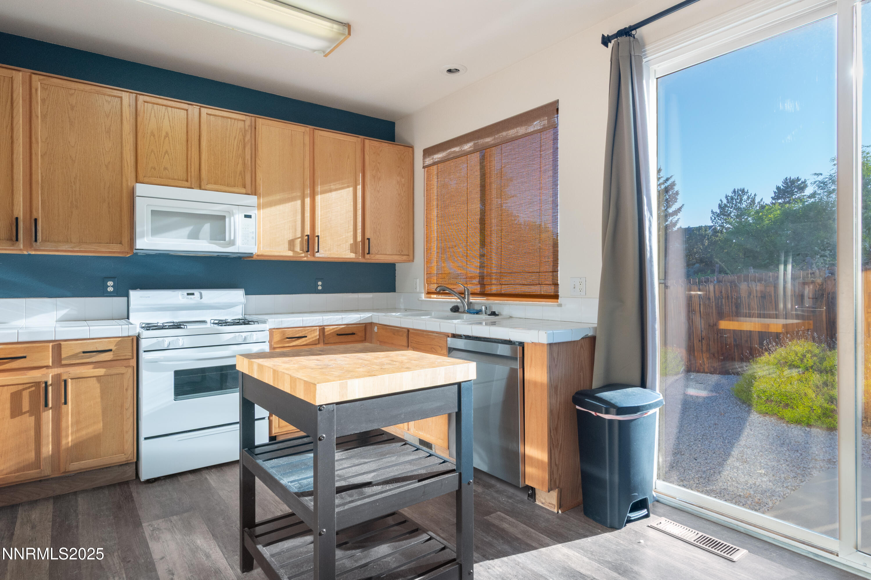 1429 Lindsay Drive, Unit ROBB DRIVE TO SIMONS DRIVE Reno, NV 89523 - Photo 13 of 36 EC1_2829