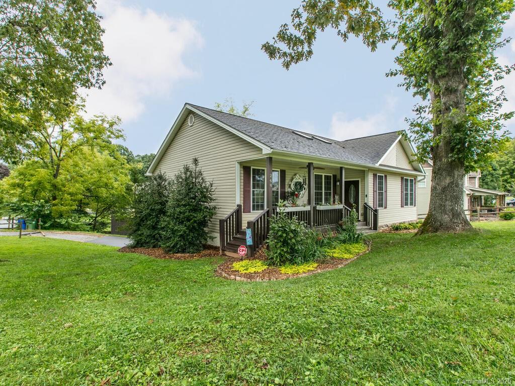 268 Jones Road Fletcher, NC 28732 - Photo 2 of 32 Gallery Image 2