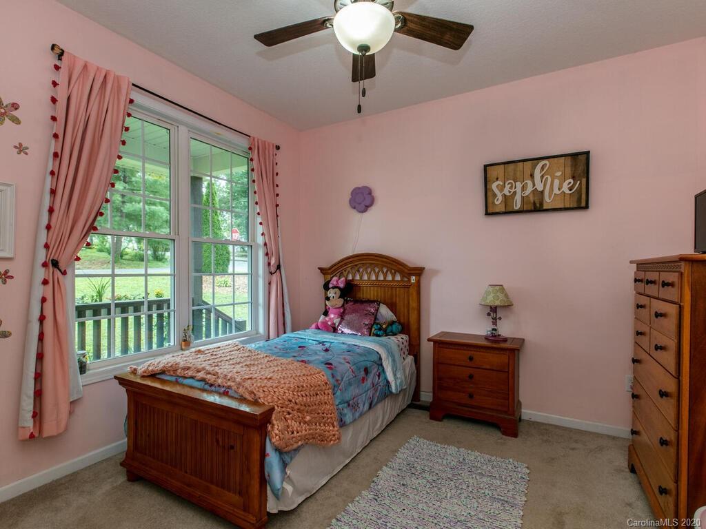 268 Jones Road Fletcher, NC 28732 - Photo 19 of 32 Gallery Image 19