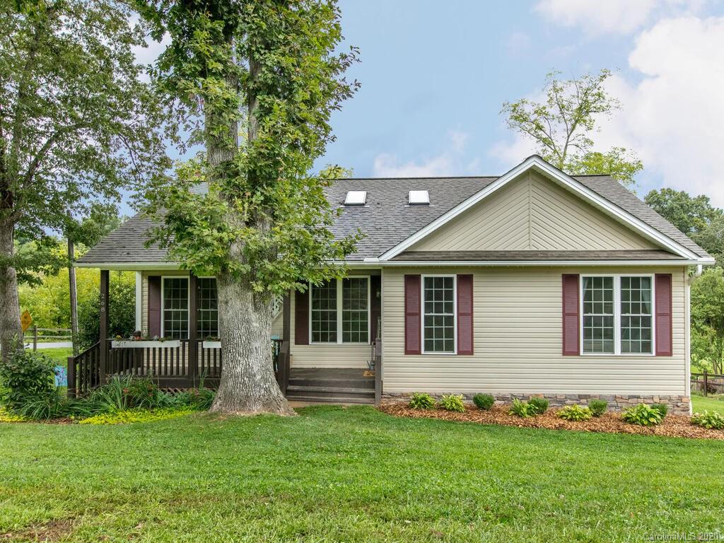 268 Jones Road Fletcher, NC 28732 - Photo 3 of 32 Gallery Image 3