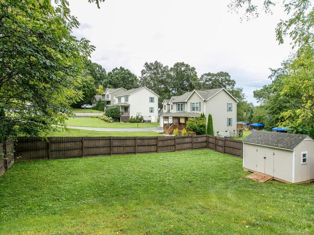268 Jones Road Fletcher, NC 28732 - Photo 31 of 32 Gallery Image 31