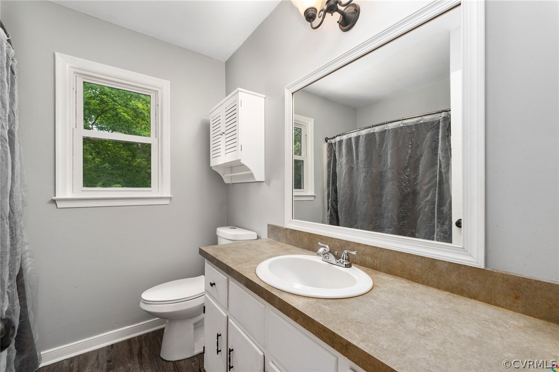 13571 Bailey Bridge Road Midlothian, VA 23112 - Photo 25 of 46 a bathroom with a sink and a mirror