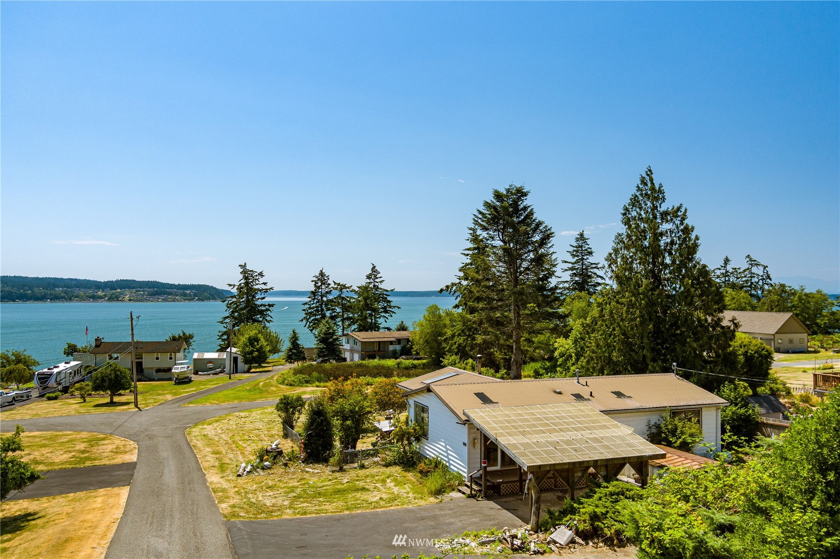 2051 Polnell Heights Road Oak Harbor, WA 98277 - Photo 2 of 35 Gallery Image 2