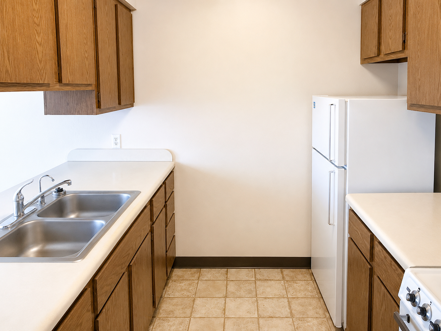 401 Oak Street, Unit 8 Ellsworth, MN 56129 - Photo 3 of 10