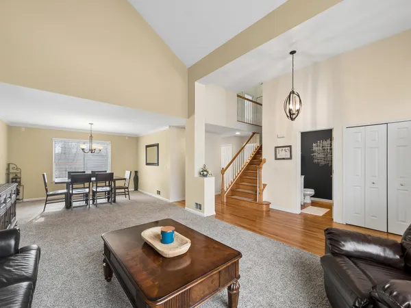$549,000 | 1656 Normandy Woods Court, Grayslake, IL 60030