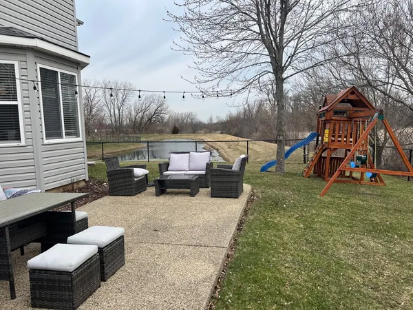 $549,000 | 1656 Normandy Woods Court, Grayslake, IL 60030