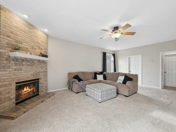 $549,000 | 1656 Normandy Woods Court, Grayslake, IL 60030