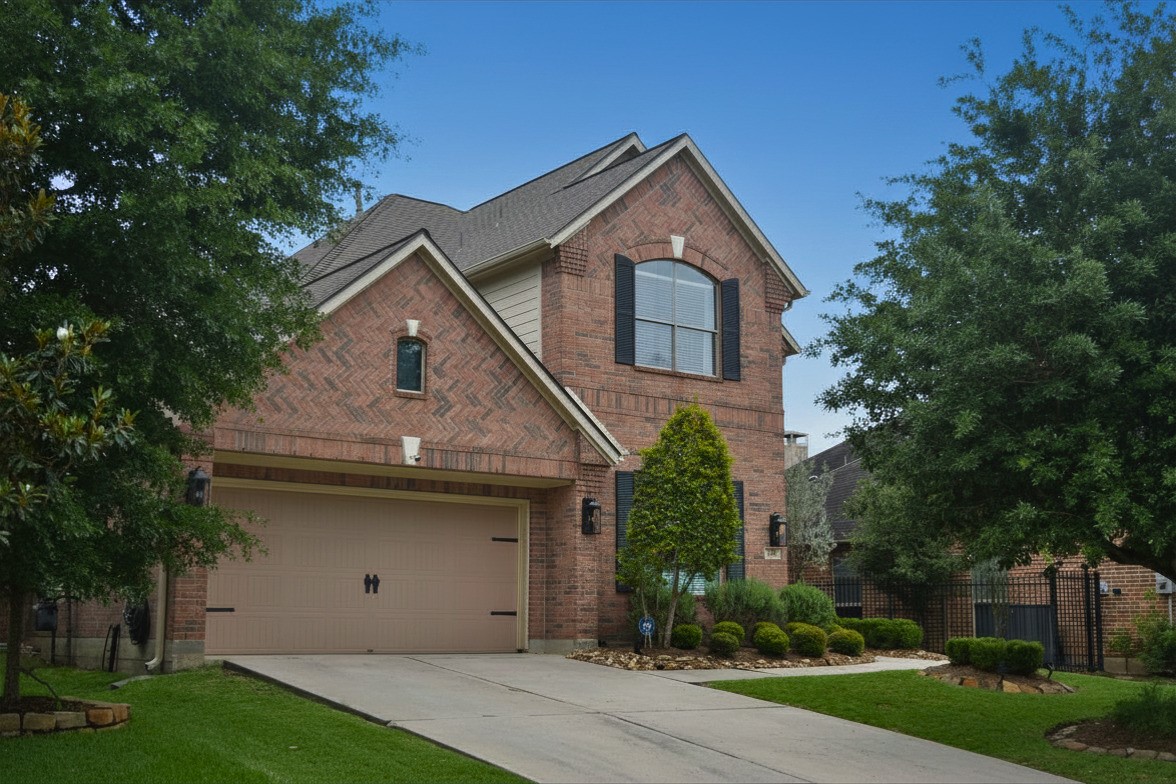 26 Winhall Place The Woodlands, TX 77354 - Photo 1 of 8 Welcome to 26 Winhall Place!