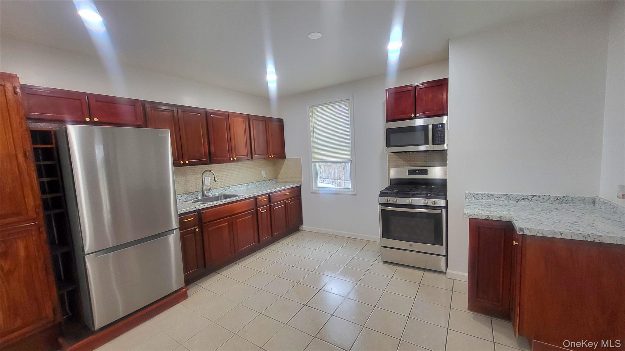 49 Carroll Street, Unit 1 Poughkeepsie, NY 12601 - Photo 2 of 18 Renovated Three Bedroom Apt