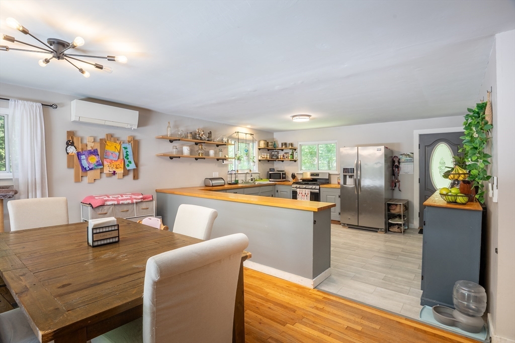 519 Warwick Road Northfield, MA 01360 - Photo 9 of 42