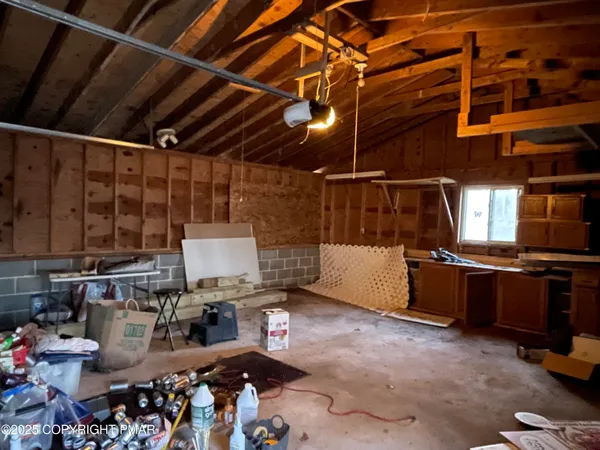 $2,100 | 122 Willet Way, Henryville, PA 18332