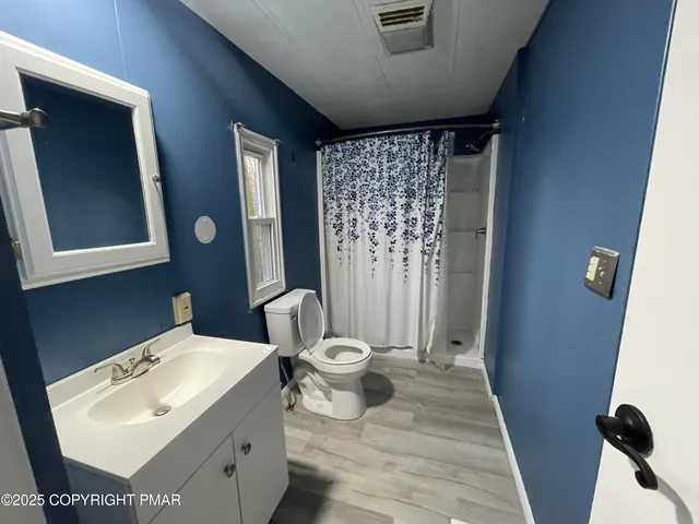 $2,300 | 122 Willet Way, Henryville, PA 18332