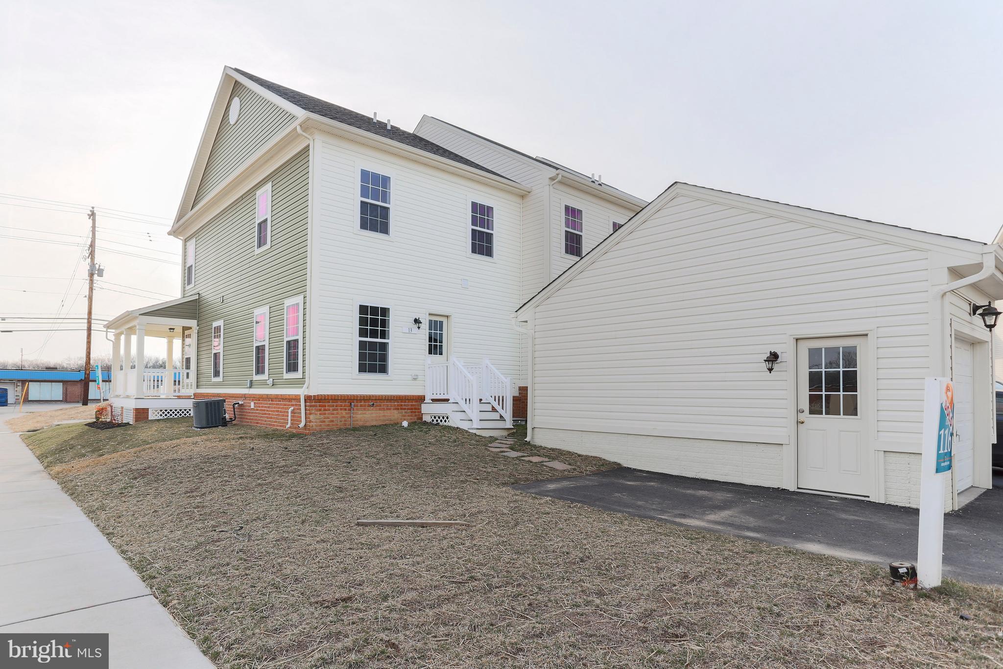 7 Back River Neck Road Baltimore, MD 21221 - Photo 17 of 29 a view of a house with a backyard