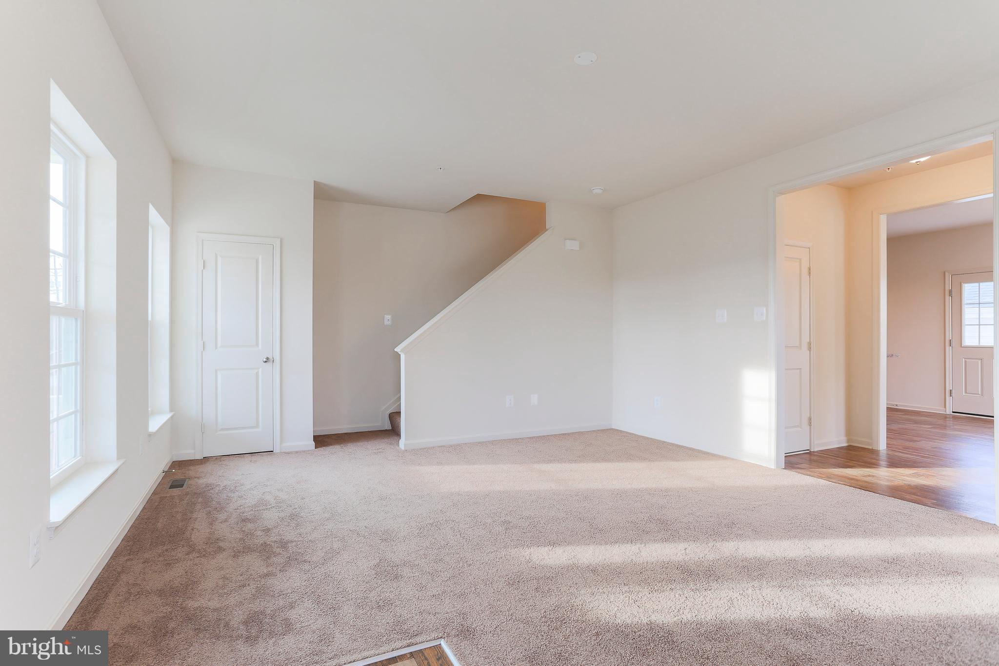 7 Back River Neck Road Baltimore, MD 21221 - Photo 22 of 29 a view of an empty room with a window