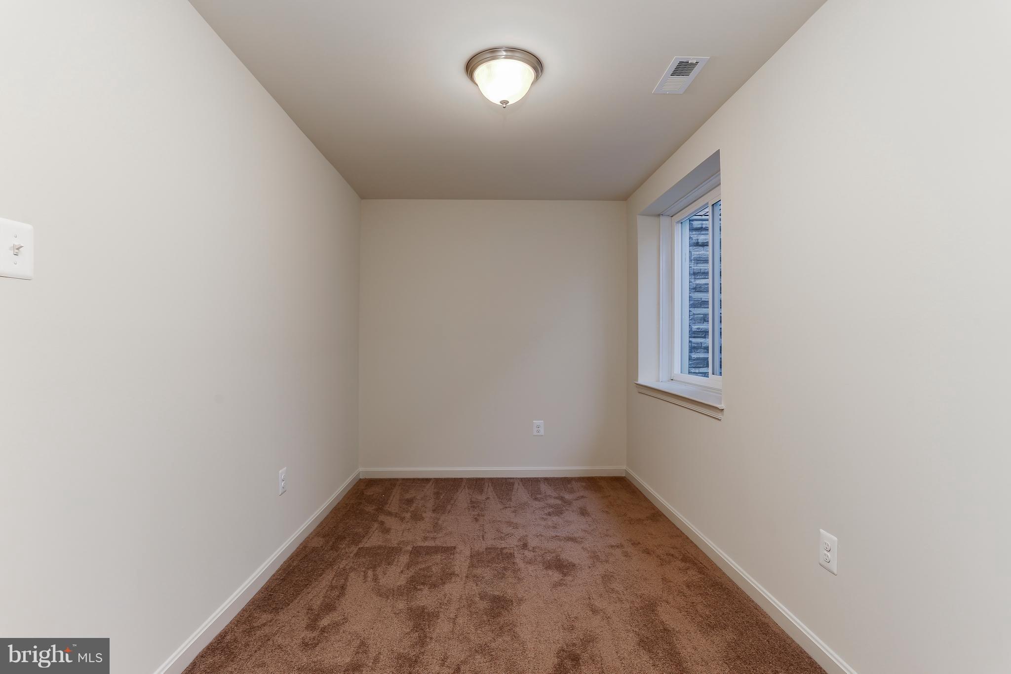 7 Back River Neck Road Baltimore, MD 21221 - Photo 9 of 29
