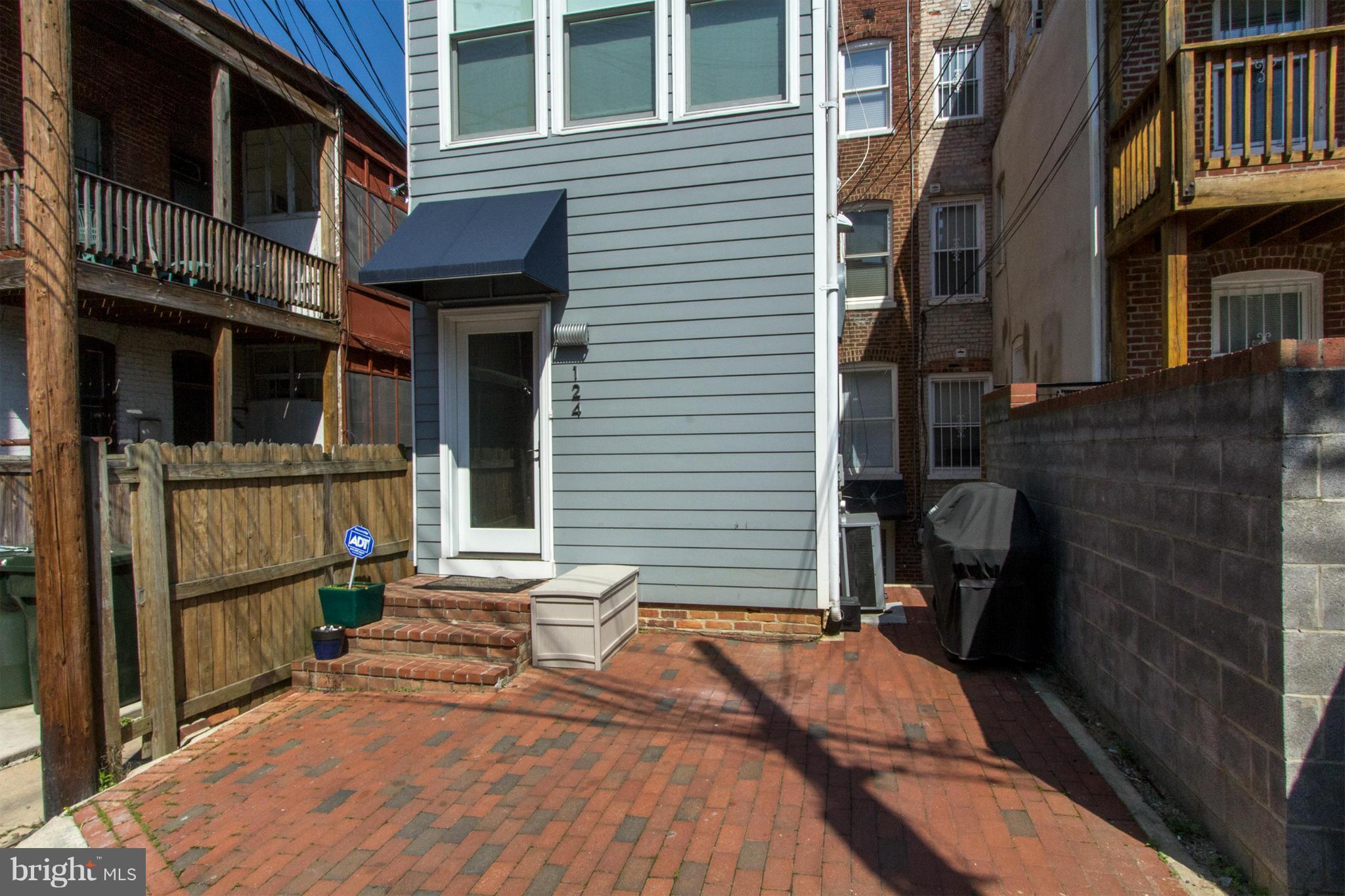 124 3rd Street Northeast Washington, DC 20002 - Photo 29 of 30 a view of balcony and patio