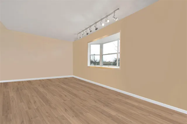 $2,100,000 | 708 Park Lane, Cedarhurst, NY 11516